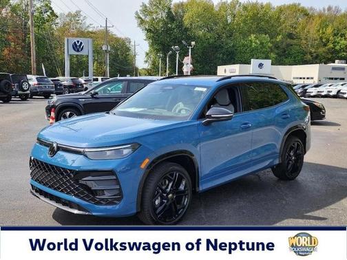 2025 Volkswagen Tiguan 2.0T SE R-Line Black