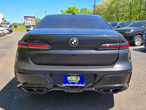 Black Sapphire Metallic 2025 BMW 760 760i xDrive