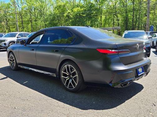 Black Sapphire Metallic 2025 BMW 760 760i xDrive