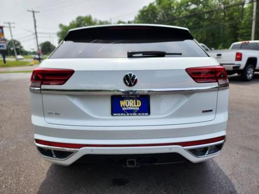 2021 Volkswagen Atlas Cross Sport 3.6L V6 SE w/Technology R-Line