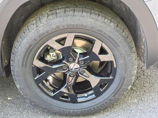 Pure Gray 2026 Volkswagen Atlas 2.0T Peak Edition