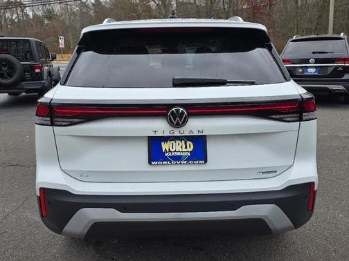 2026 Volkswagen Tiguan 2.0T SE