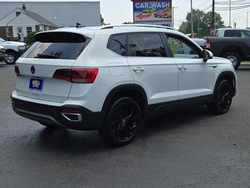 2023 Volkswagen Taos 1.5T SE