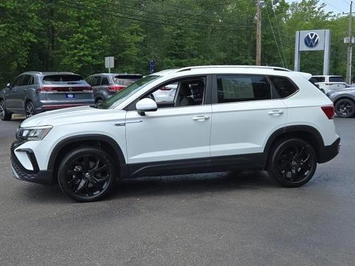 2023 Volkswagen Taos 1.5T SE