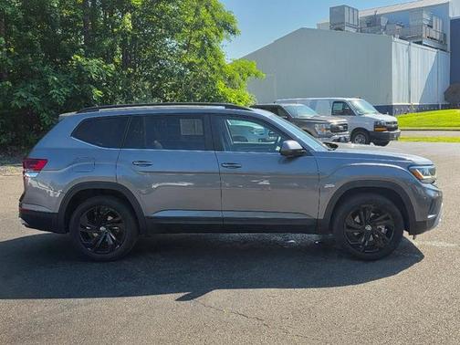 2022 Volkswagen Atlas 2.0T SE