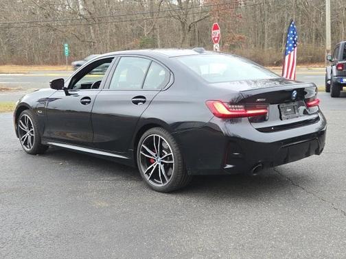 2023 BMW 330e xDrive