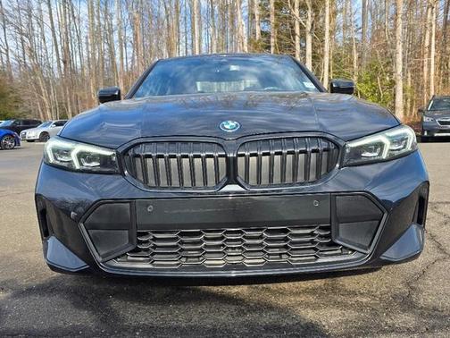2023 BMW 330e xDrive