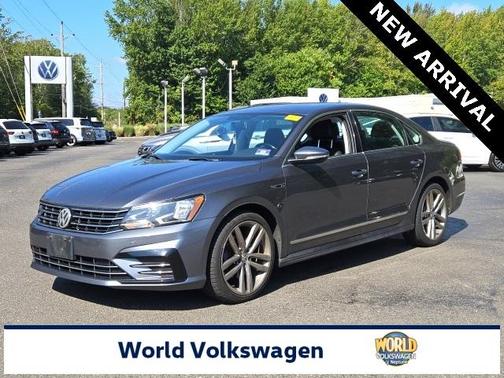 2017 Volkswagen Passat 1.8T R-Line