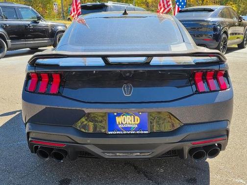 2024 Ford Mustang Dark Horse