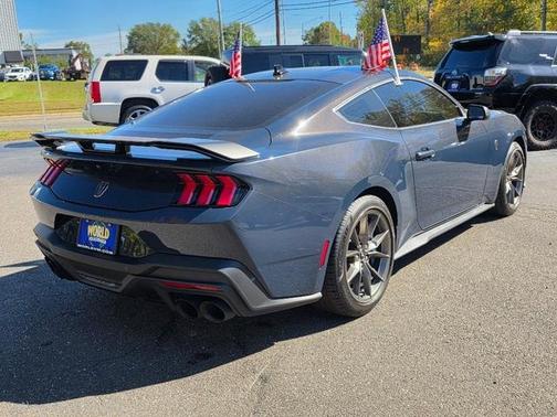 2024 Ford Mustang Dark Horse