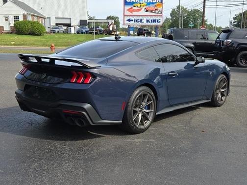 2024 Ford Mustang Dark Horse