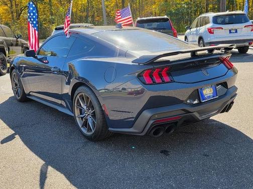 2024 Ford Mustang Dark Horse