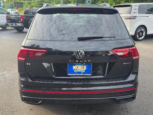 2024 Volkswagen Tiguan 2.0T SE R-Line Black