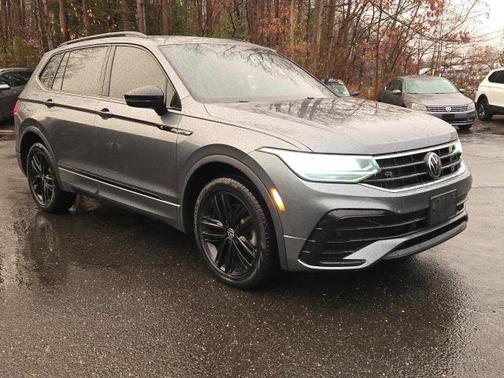 2022 Volkswagen Tiguan 2.0T SE R-Line Black