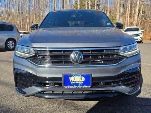 2022 Volkswagen Tiguan 2.0T SE R-Line Black