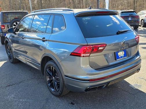 2022 Volkswagen Tiguan 2.0T SE R-Line Black