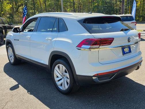 2023 Volkswagen Atlas Cross Sport 2.0T SE w/Technology