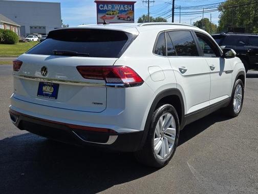 2023 Volkswagen Atlas Cross Sport 2.0T SE w/Technology