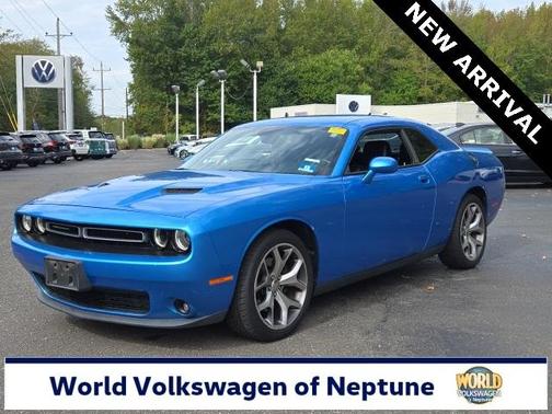 2016 Dodge Challenger SXT