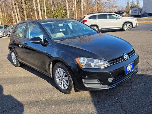 2017 Volkswagen Golf TSI S 4-Door