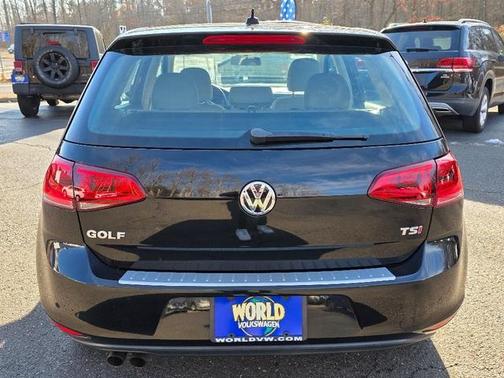 2017 Volkswagen Golf TSI S 4-Door