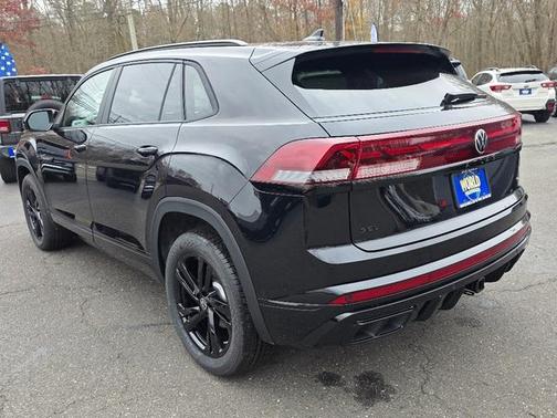 2026 Volkswagen Atlas Cross Sport 2.0T SEL R-Line Black