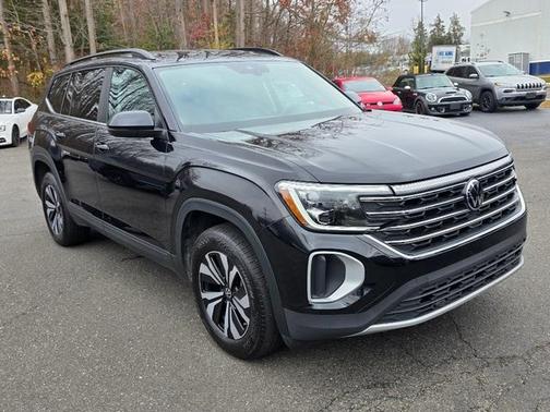 2025 Volkswagen Atlas 2.0T SE