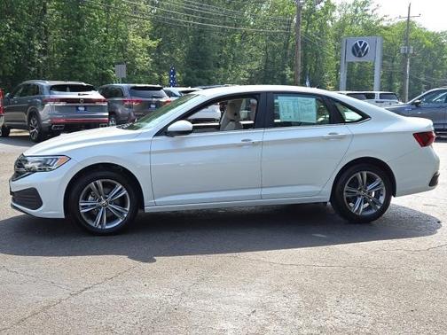 2022 Volkswagen Jetta 1.5T SE