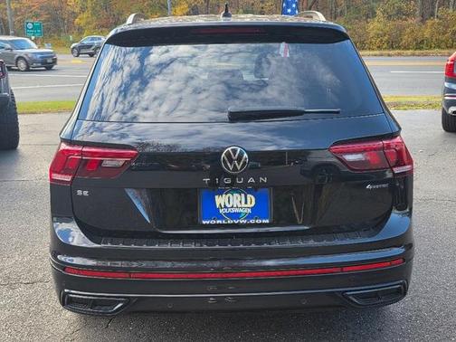 2023 Volkswagen Tiguan 2.0T SE R-Line Black