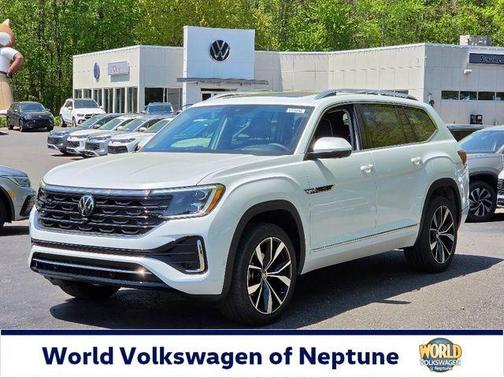 Opal White Pearl 2026 Volkswagen Atlas 2.0T SEL Premium R-Line SUV