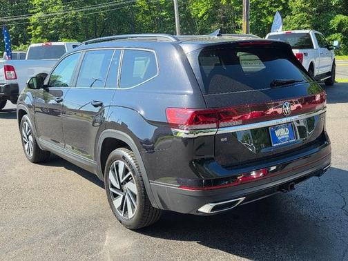 2024 Volkswagen Atlas 2.0T SE