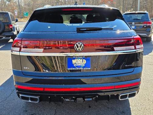 2026 Volkswagen Atlas Cross Sport 2.0T SEL Premium R-Line