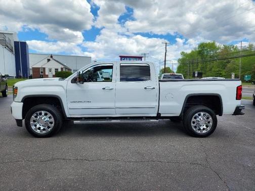 2017 GMC Sierra 2500 Denali