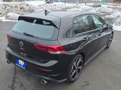 2025 Volkswagen Golf GTI 2.0T SE