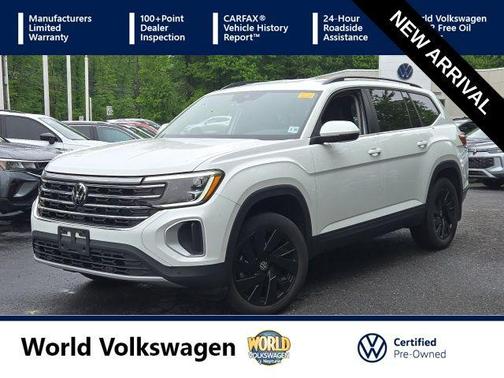 Pure White 2024 Volkswagen Atlas 2.0T SE w/Technology