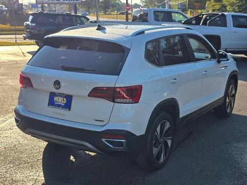 2024 Volkswagen Taos 1.5T SE