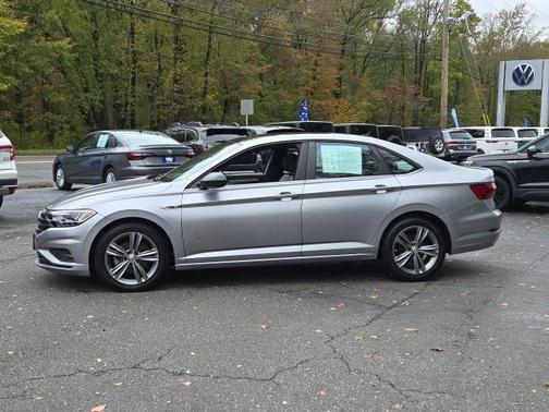 2021 Volkswagen Jetta 1.4T R-Line