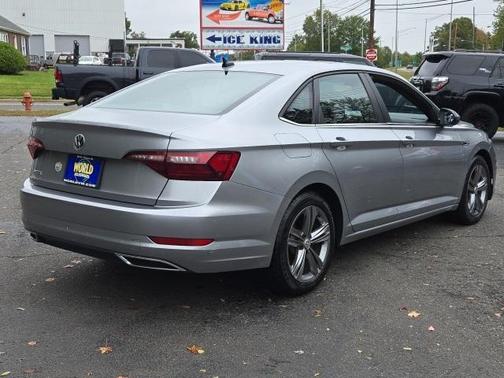 2021 Volkswagen Jetta 1.4T R-Line