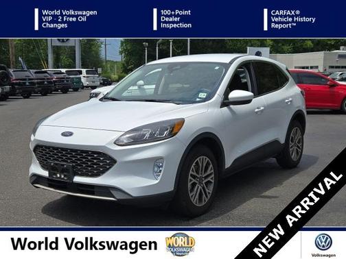 2022 Ford Escape SEL