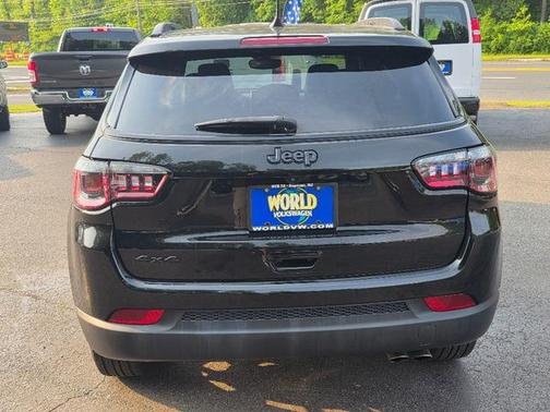 2022 Jeep Compass Altitude