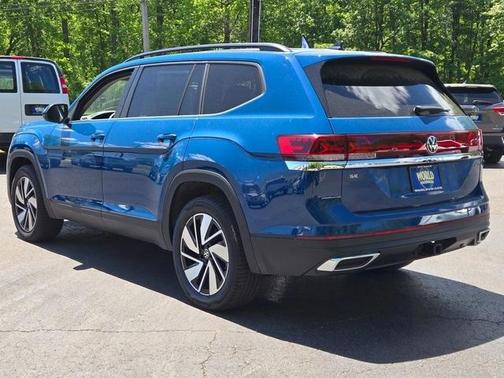 2025 Volkswagen Atlas 2.0T SE