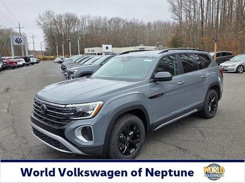 2026 Volkswagen Atlas PEAK EDITION