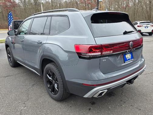2026 Volkswagen Atlas PEAK EDITION