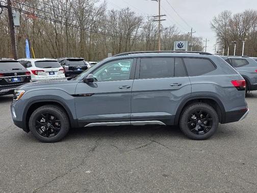 2026 Volkswagen Atlas PEAK EDITION