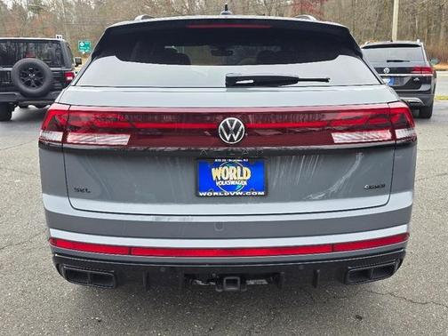 2025 Volkswagen Atlas Cross Sport 2.0T SEL R-Line Black