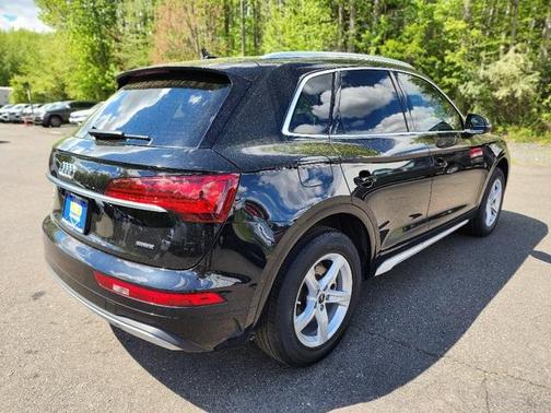 2022 Audi Q5 40 Premium