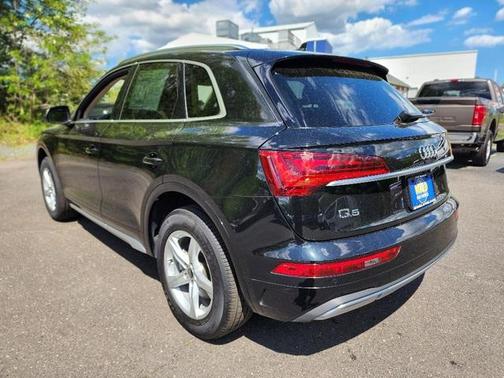 2022 Audi Q5 40 Premium