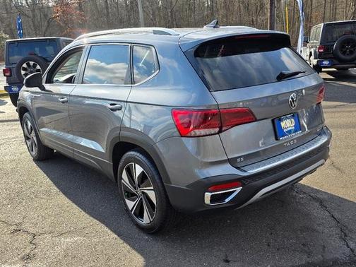2024 Volkswagen Taos 1.5T SE