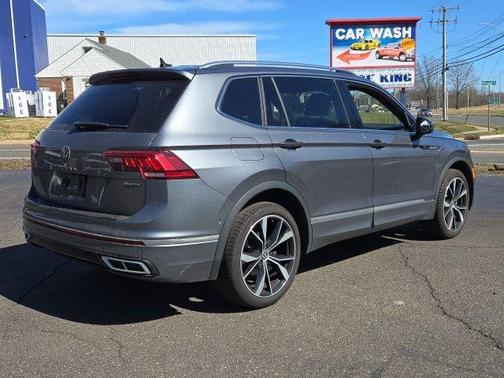 2023 Volkswagen Tiguan 2.0T SEL R-Line