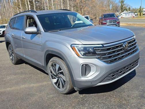 2025 Volkswagen Atlas 2.0T SE